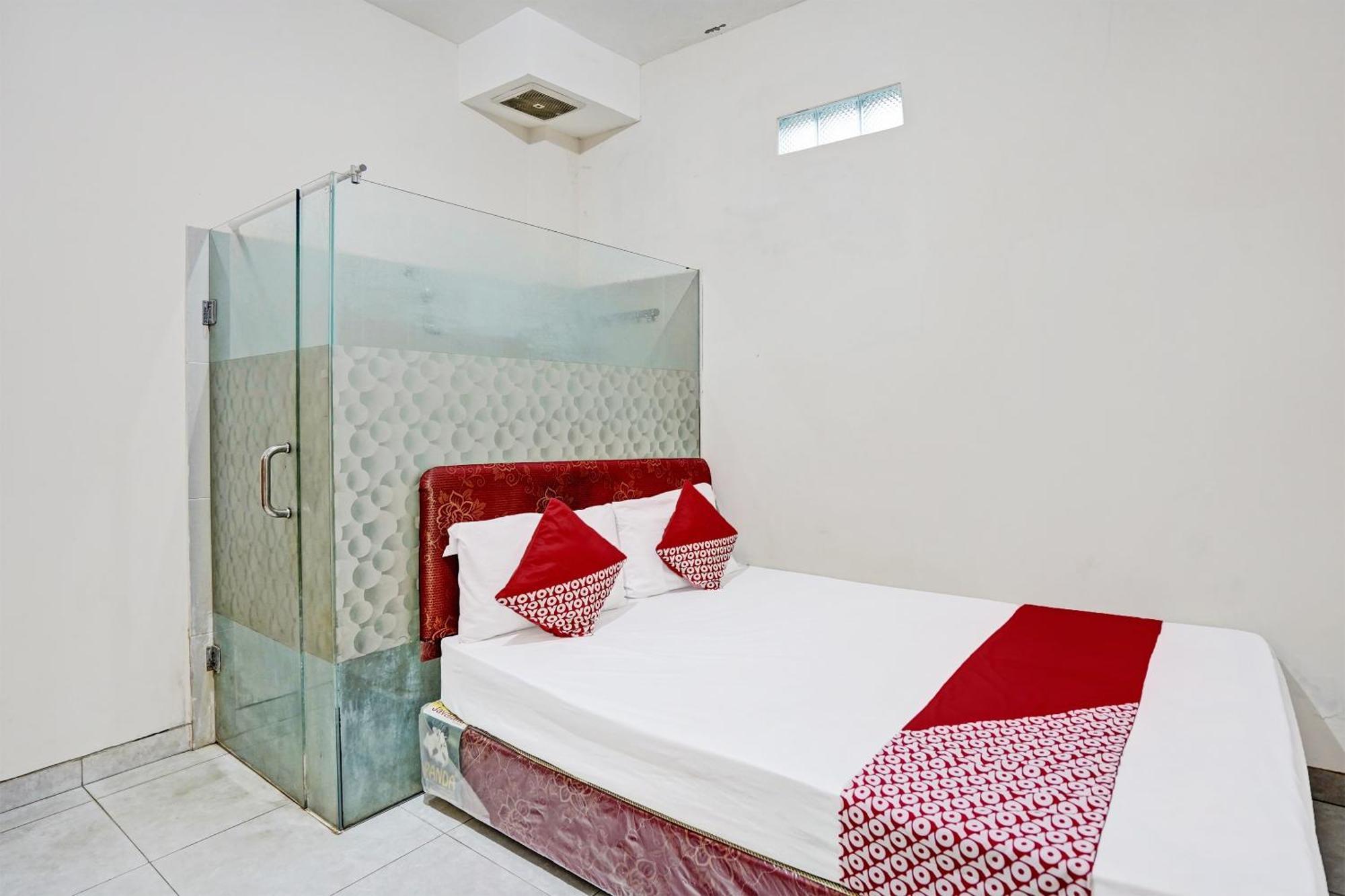 Oyo Life 92190 Arya Guest House 투룬가궁 외부 사진