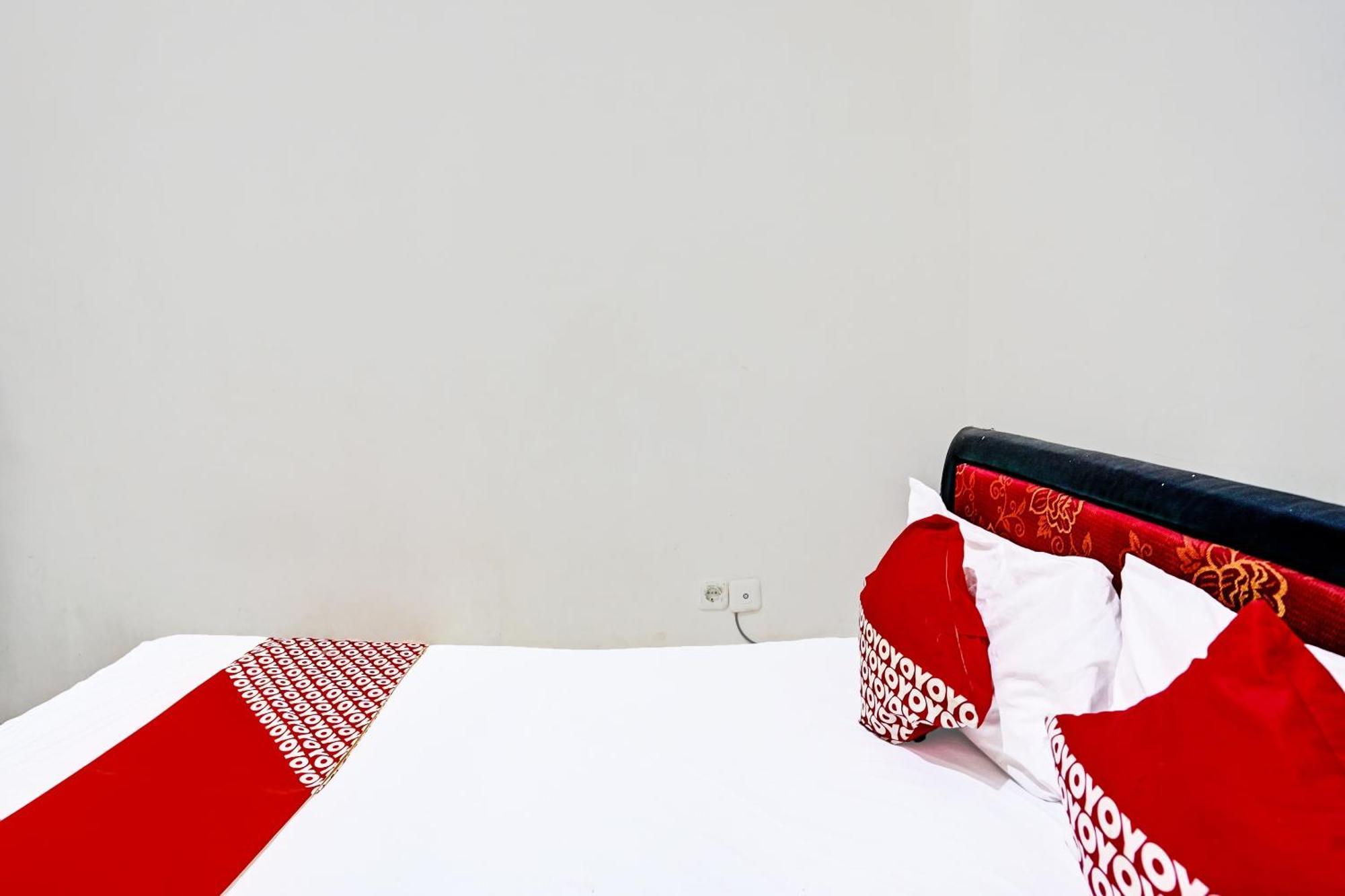 Oyo Life 92190 Arya Guest House 투룬가궁 외부 사진