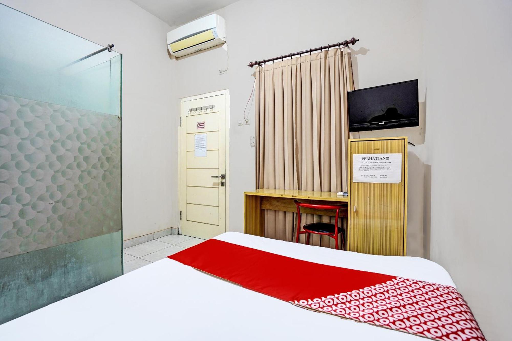 Oyo Life 92190 Arya Guest House 투룬가궁 외부 사진